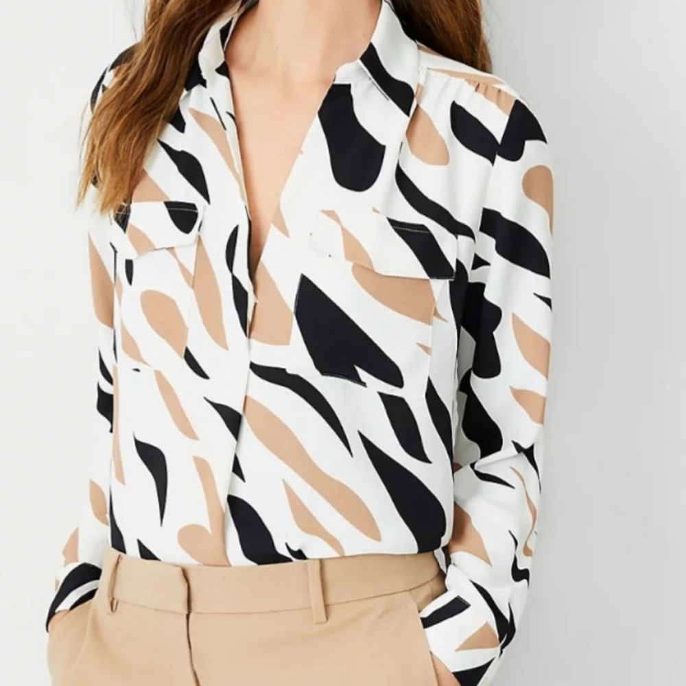 NWT Ann Taylor Abstract Print Blouse